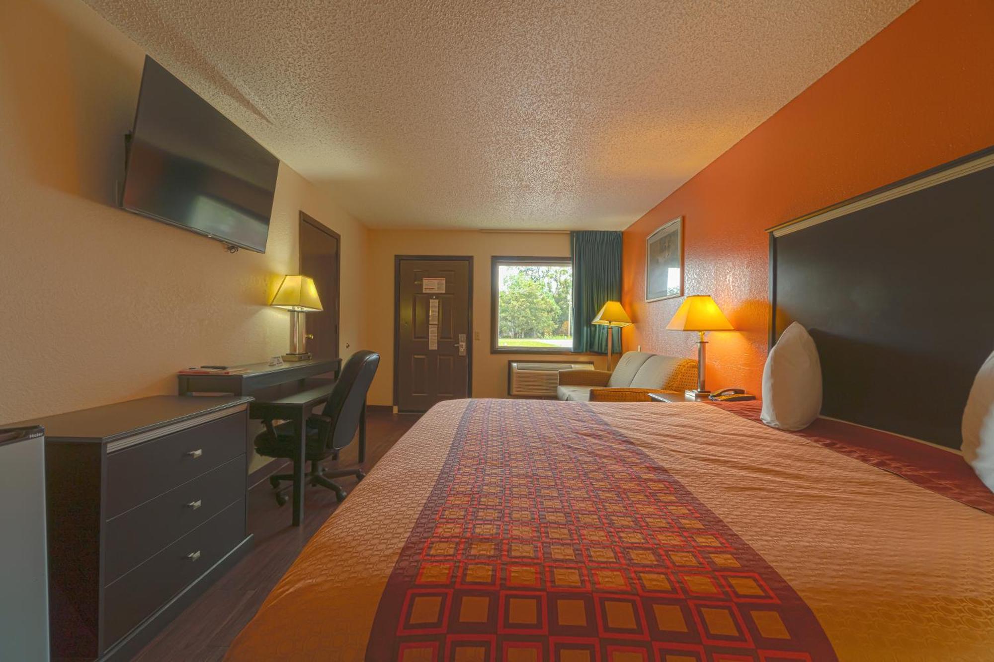 Regency Inn & Suites By Oyo Bay City Tx Exteriör bild