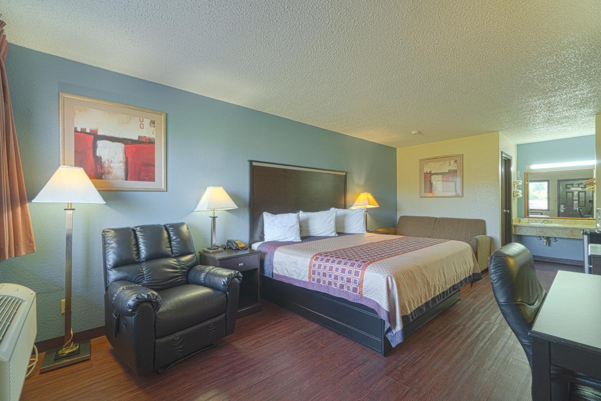 Regency Inn & Suites By Oyo Bay City Tx Exteriör bild