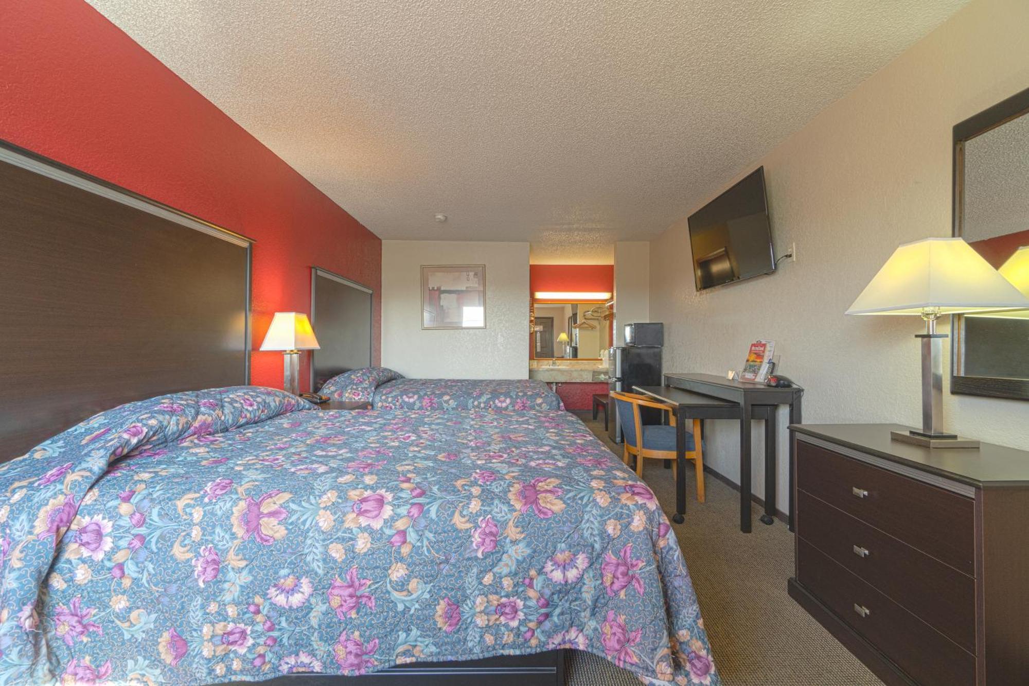 Regency Inn & Suites By Oyo Bay City Tx Exteriör bild