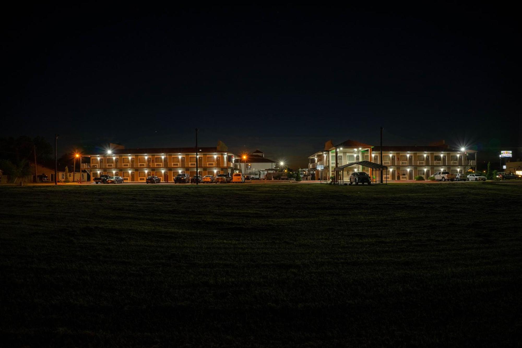 Regency Inn & Suites By Oyo Bay City Tx Exteriör bild